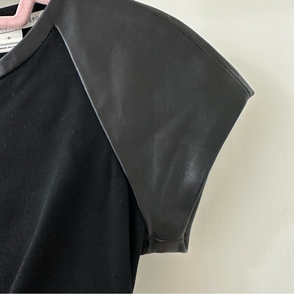 Diane Von Furstenberg Black Fit & Flare Skater Dress,  Leather Details, Size 0 - Picture 6 of 11